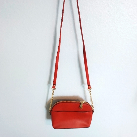 Steve Madden Faux Leather Crossbody Purse Bag Handbad with Gold Chain Strap - Picture 4 of 16